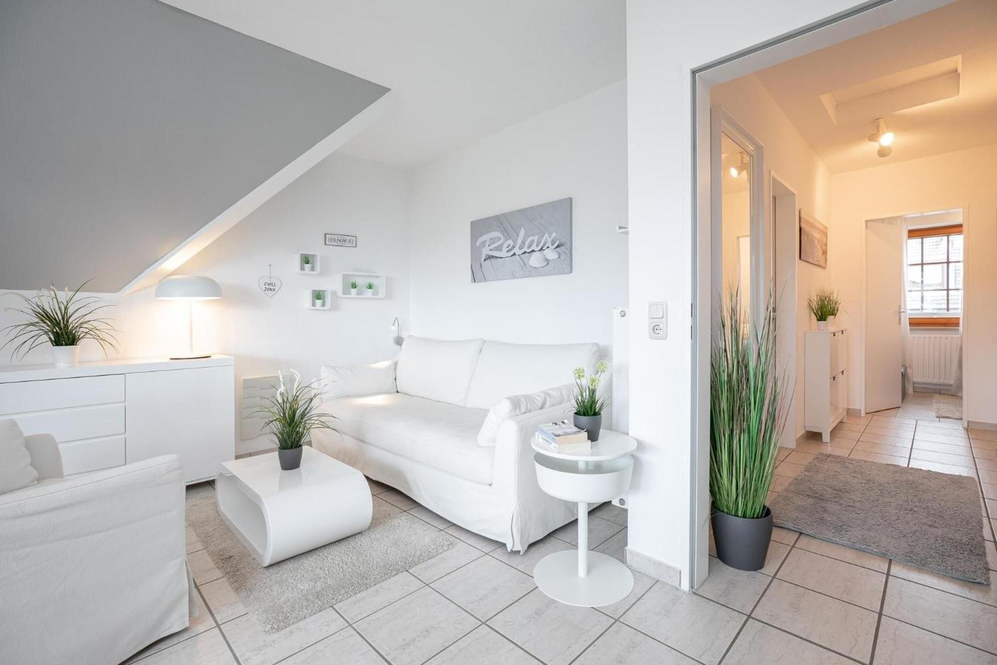 White Lounge Apartment Scharbeutz Ngoại thất bức ảnh